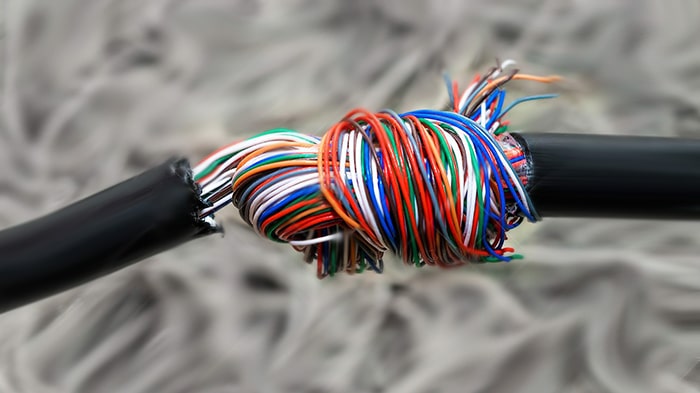 تفاوت کابل تلفن زمینی و هوایی