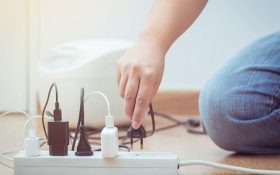 استفاده از یک رابط برای چند وسیله برقی و خطرات استفاده نامناسب از آن